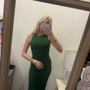 Elegant Green Sleeveless Dress